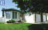 8900 PERFECT HOME FOR 1ST TIME BUYERS!! Mature neighborhood in Red Deer, 3 bedrooms, 2 baths.