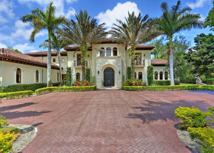 PINECREST SINGLE FAMILY HOMES 97 123 # OF SALES 62 52 16% AVERAGE PRICE $1,448,760