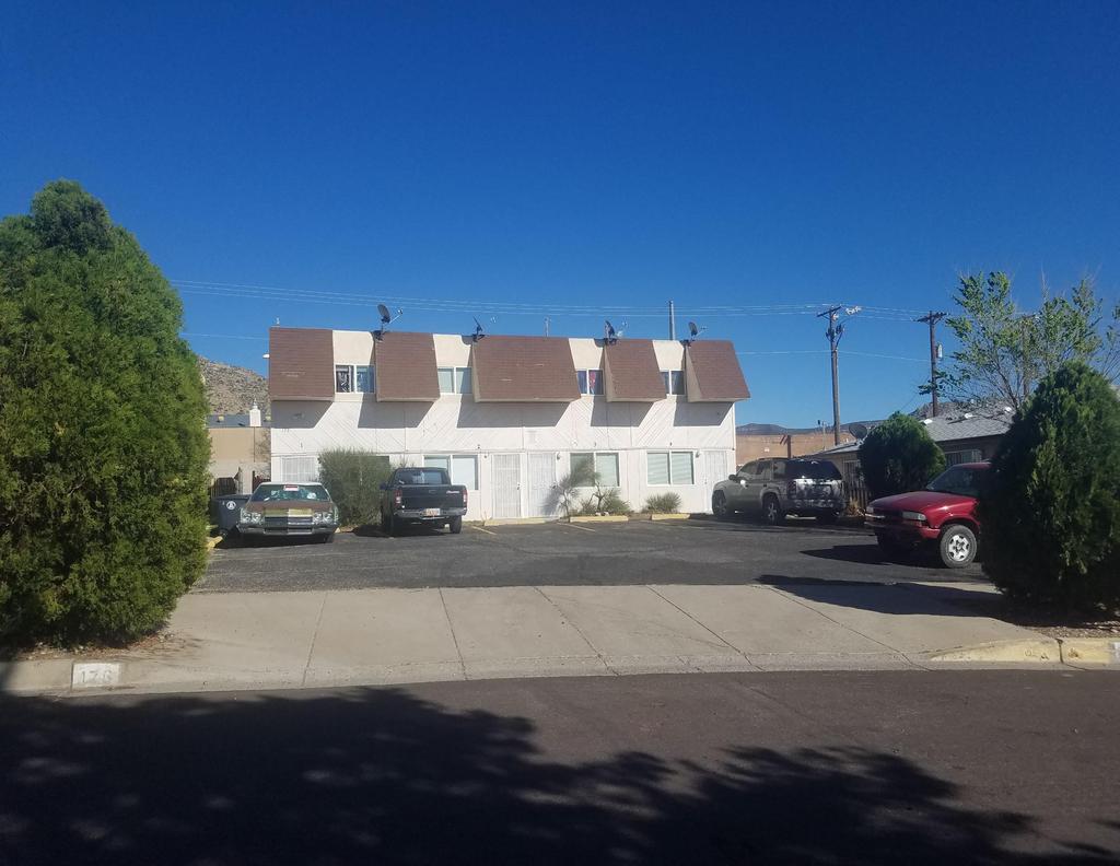 CORALEE QUINTANA coralee@go -absolute.net 505-639-1266 Four Unit Townhome Apartment Investment Sale Price. $259,200 Building: 3200 SF Land: 0.18 Acres NOI: $22,812 Actual Cap Rate: 8.