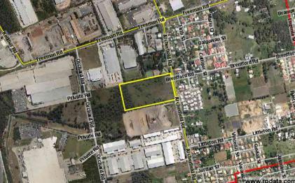 Sale 5 Sale Price: $1,900,000 Sale Date: 29/06/11 38 Meakin Road, Meadowbrook Zoning: Meadowbrook Sub Area 3 Land Area: Analysed Value/m² Land Area: 21,180m² $90/m² Comment: Regular shaped corner