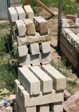 CONSTRUCTION Stone) and small ones.