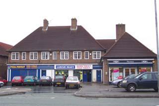 Retail / Residential Manchester Sale 220,000 Rental Income 35,625 Various