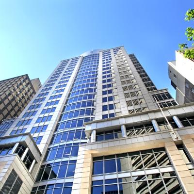 60 CASTLEREAGH STREET, SYDNEY 60 Castlereagh Street is an A Grade office tower with 20 levels of office accommodation, basement parking and ground floor retail.