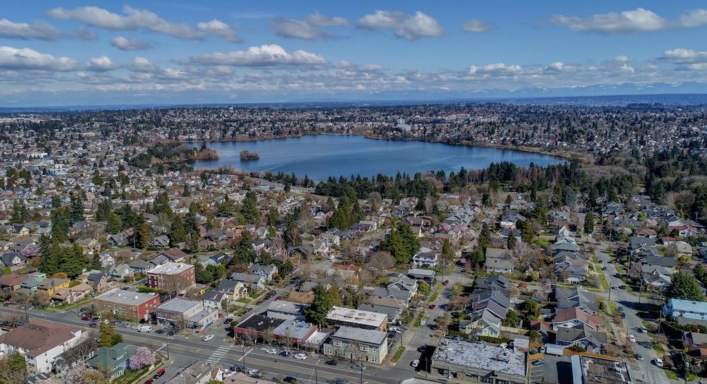 AERIAL LOOKING EAST TO GREENLAKE