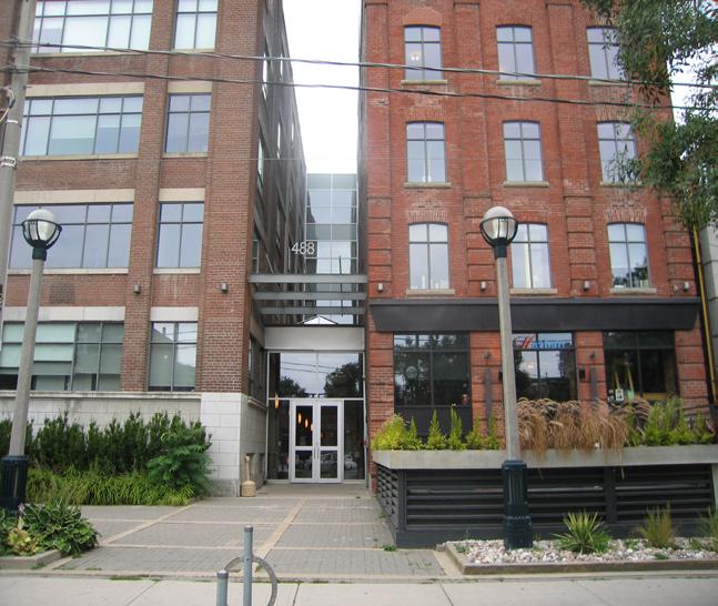 Fact Sheet TORONTO, ONTARIO M5v 1E9 Building class: building size: RA 78,000 sq. ft. of net rentable office area total # of floors: 6 average floor size: 12,337 sq. ft. YEAR BUILT: 1918 owner: Doubledown Holding Inc.