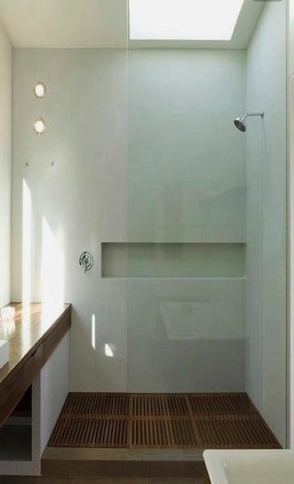 venetian blinds, wooden shower tub