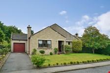 Viewing 01330 824156 or contact 4 Annesley Grove Torphins, Banchory, AB31 4HZ 249,000 (Ref. 371033) 3 Bdrm Detached Bungalow. V/bule. Hall. Lounge. Dining area.