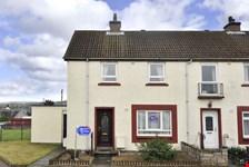 18 Silverbank Crescent Banchory, AB31 5YQ 795 (Ref. 369476) Unfurnished 2 Bdrm Terraced Dwellhouse (End Terr). Ground flr: Hall. Lounge/Dining area on open plan. Kitch.