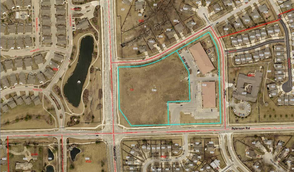 PP-15-00189 Item No. 4-4 CO RM12 Figure 1a. Zoning and land use of area. Compliance with Zoning Regulations for the CO District Lot Lot Area Lot 1 174,047 sq. ft. Lot 2 64,586 sq. ft. Lot 3 81,095 sq.