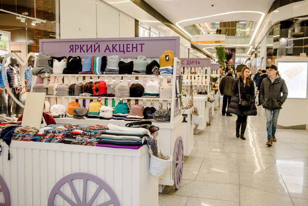 Pearl Plaza and Okhta Mall have recorded new sales and footfall records SRV has won awards for its marketing of Russian shopping centres on several occasions In