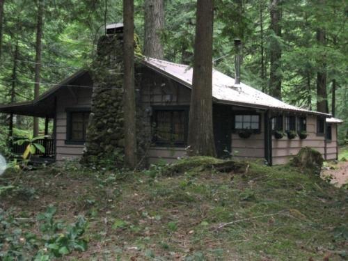 Cabin Fee Act (CFA) Summary National Forest Homeowners Doug Gann,