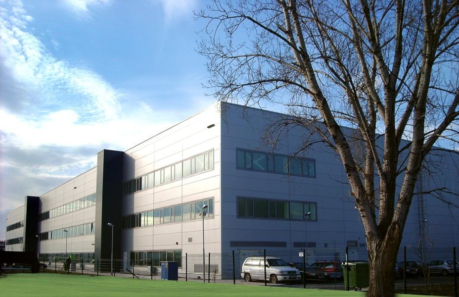 First phase constructed: 27,600 m² logistics & 17,300m² office space, net letable Awarded the