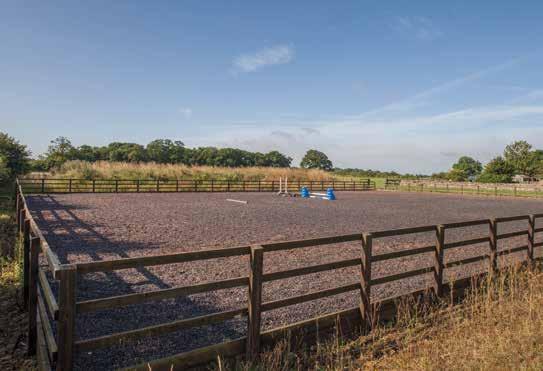 Equestrian facilities There is an agricultural barn with 9 loose boxes and a