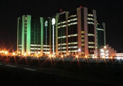 abuja Abuja is hailed as one of Africa's few purpose-built cities: meticulous planning began in the 70's, and by 1991, Abuja became the official capital of Nigeria.