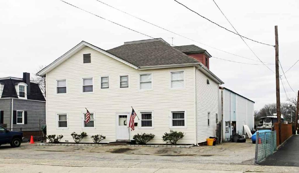Exclusive report October 2016 commercial industrial 30 hamilton avenue oyster bay, ny - Nassau northern Sale details: Building Size: +/- 2,920 SF (Warehouse/Butler Building - column free) +/- 2,940