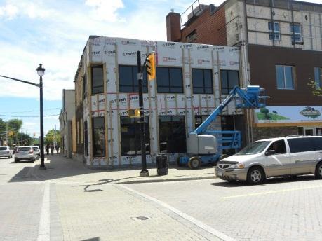 204 Main Street East +/- 2,500 ft 2 currently under construction Contact: Rob at 705-474-4500 ~