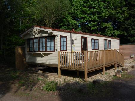 business Three bedroom owner s accommodation Three coarse lakes,