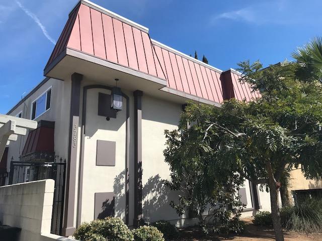 1ST AVENUE TOWNHOMES 3783 1st Avenue San Diego, CA 92103 For more information contact: #01824454 PROPERTY HIGHLIGHTS Heart of Hillcrest Location 93 Walk Score!
