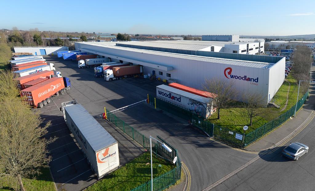 INVESTMENT SUMMARY Prime South East Freehold distribution warehouse Strategically located close to enabling easy access into the extensive national motorway network Refurbished in
