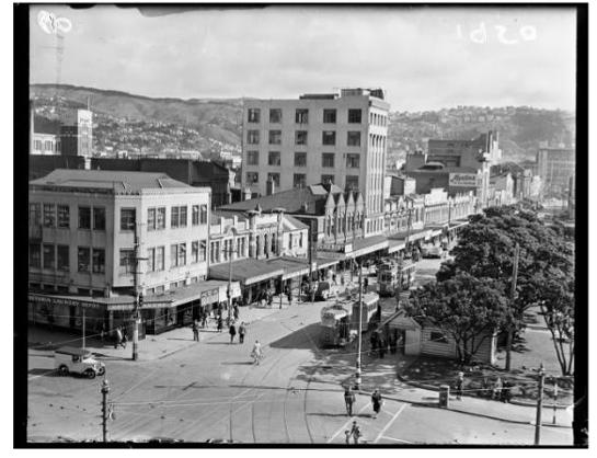 The McDonald, with its distinctive four gables, on Courtenay Place, 1950 (114/141/13-G, Evening Post Collection, Alexander Turnbull Library) 1.