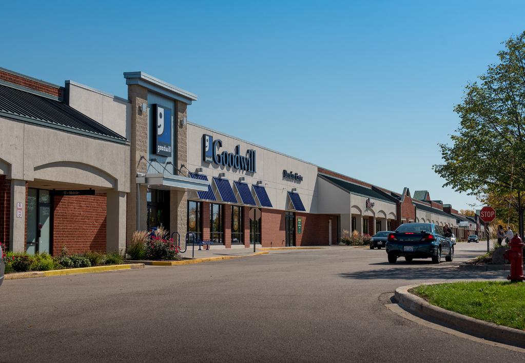 EXECUTIVE SUMMARY Newly executed lease with Goodwill demonstrates updated façade improvements Holliday Fenoglio Fowler, L.P.