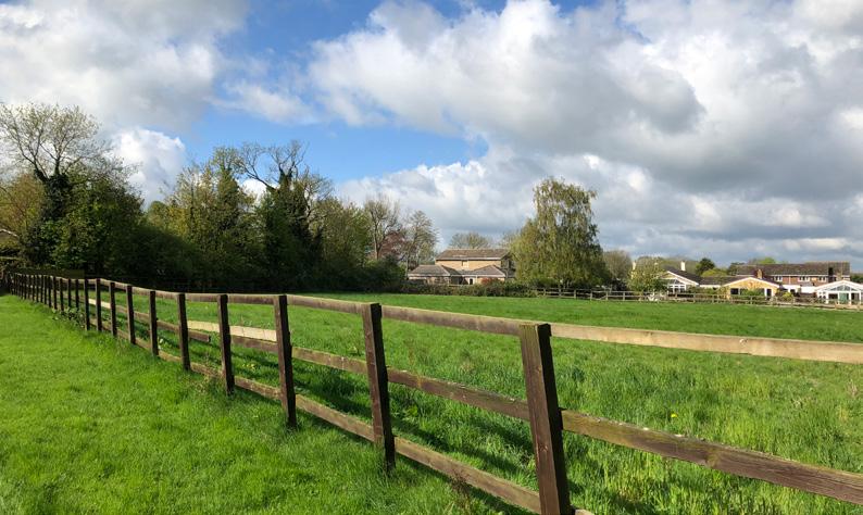 Position Positioned within the northwest of East Hertfordshire, Benington is a picturesque village situated approximately 6 miles to the east of Stevenage and 8 miles to the north of Hertford.