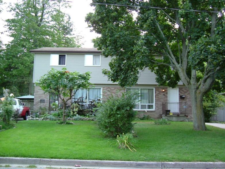 Haldimand Norfolk Housing Corporation Address Oakwood Avenue/Ashton Drive, Simcoe, Ontario 36 (8 2 bedroom; 18 3 bedroom; 6 4 bedroom; 4 5