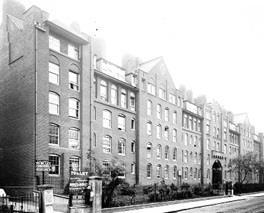 Fig. 6: Caledonian Estate, 1907, Bruce Buildings. (LCC ref: SC/PHL/02/0778) Fig. 7: Caledonian Estate, 1907, the rear.