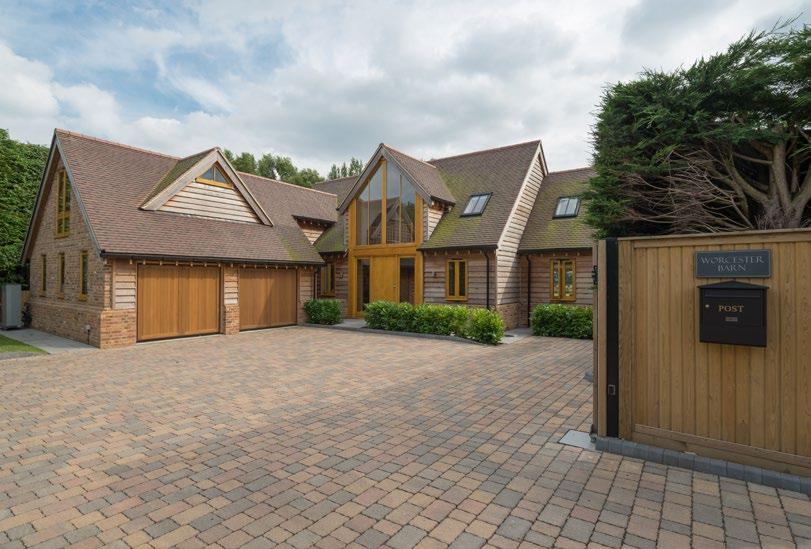 Worcester Barn Worcester Lane, Canterbury, Kent, CT3 4AA A stylish and immaculate contemporary house located in a rural position within easy reach of Canterbury.