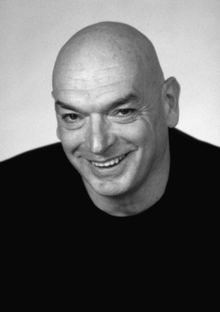 Jean Nouvel Architect and Planner Born on August 12, 1945 in Fumel, France, Jean Nouvel has headed his own architectural practice since 1970.