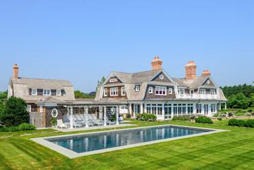 Market Update Median sales prices of Hamptons real estate posted a 17% gain in the fourth quarter of 2015, according to data compiled in the Long Island Real Estate Report, and now stands 65% above