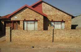 attached to house Erf Number: 94, Beacon Bay (1372m²) Registration Division: East London RD Rates p.a.: ±R14 786 (REF:
