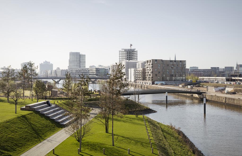 von Gerkan, Marg and Partners Architects 01 Press release 2018-05-07 Off to the great celebration via the new bridge gmp brings pedestrians and cyclists across the Baakenhafen basin Last weekend, the