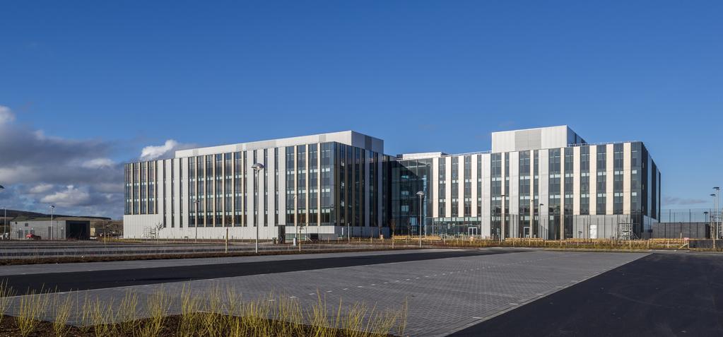 SUPERB CONTEMPORARY OFFICE SPACE WITH FLOORS AVAILABLE FROM 26,000 SQ FT ACCOMMODATION The following space is available to let either as a whole or on a floor by floor basis: SQ M SQ FT Floor