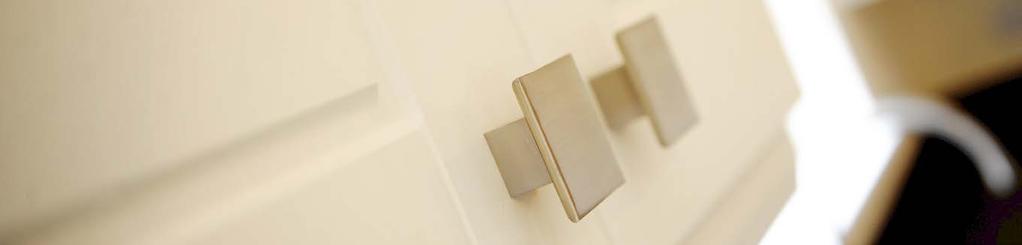 controlled) Chromed taps & shower fittings En-suite bathroom Ceramic tiling to bathroom/ensuite shower areas and