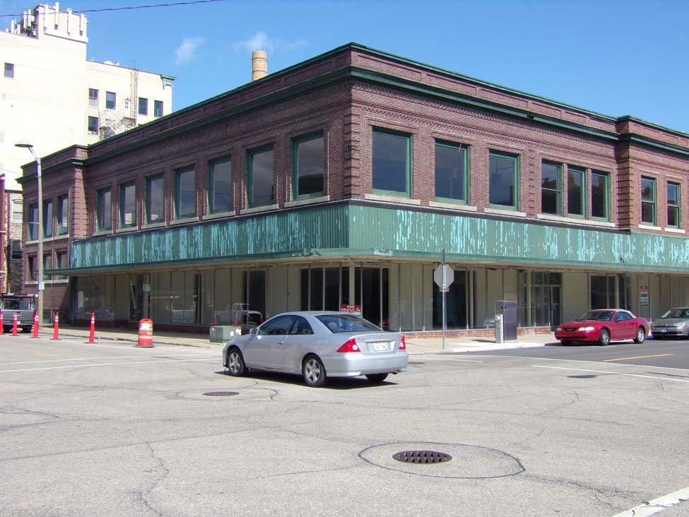 Purpose The City of Kenosha is requesting proposals from qualified developers for the purchase and renovation of the former Barden s Department Store building.