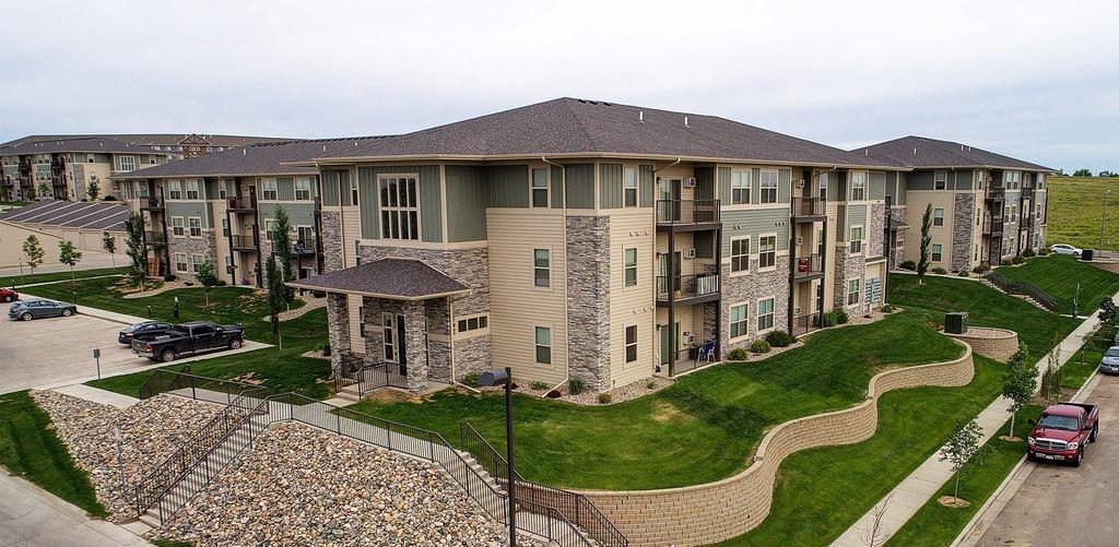 FOR SALE VALUE-ADD OPPORTUNITY 742 CLASS A UNITS ACQUIRE BELOW REPLACEMENT COST SOUTH RIDGE LUXURY APARTMENTS - 3709 7TH ST W FAIR HILLS APARTMENTS - 2829 27TH ST W WILLISTON, NORTH DAKOTA SOUTH