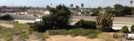 A rare 8 APN Los Angeles R3 land assemblage with thoroughfare frontage and freeway exposure make this a viable opportunity to develop a well configured and