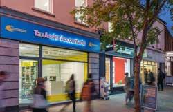 Line which passes to the front of the building providing a 13 minute journey time to the city  Dundrum is also easily accessed by road and connects to the