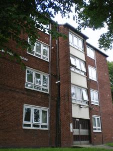 Brindley Close M30 0HZ Barton, Eccles 6352 C 79.44 per week This property is a flat medium rise located in the Barton area, Eccles. Comprising of 1 bedroom, unfurnished and has gas central heating.