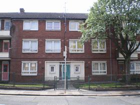 Worsley Road M30 8PE Newlands, Eccles 6368 M 85.09 per week This property is a flat low rise located in the Newlands area, Eccles. Comprising of 2 bedrooms, unfurnished and has gas central heating.
