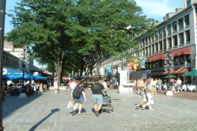 Casual seating, along with tables and chairs, should be provided. Plazas typically should be located at the intersection of important streets.