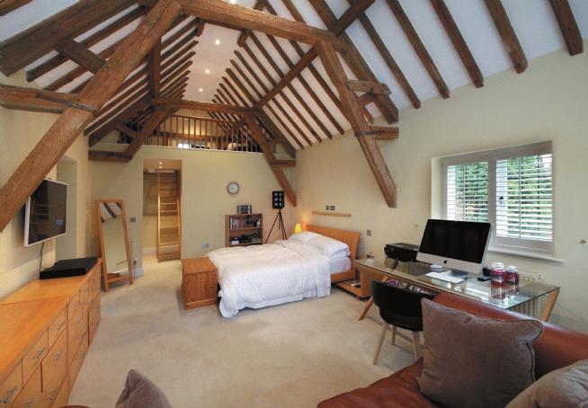 Situation Emmetts Mill is situated on the outskirts of the popular village of Chobham.