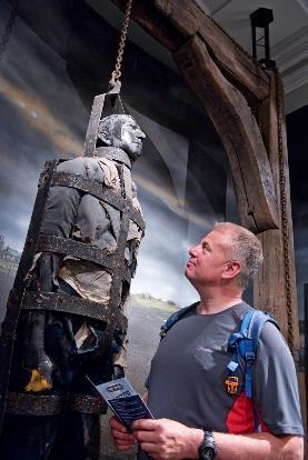 South Shields Museum & Art Gallery Jobling s Gibbet A grisly reminder of criminal punishment in the not too distant past, William Jobling was the last man in England to be