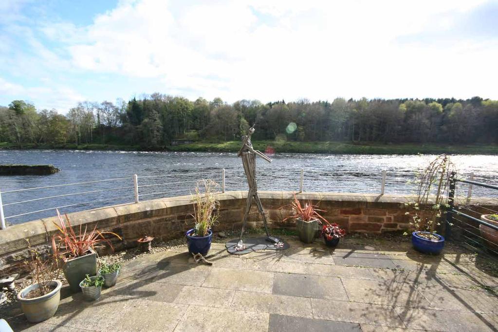 7 Mid Mill Stanley, Perth, PH1 4RA This immaculately presented, 4 storey mid terraced townhouse is situated within the historic and idyllic converted Stanley Mills on the banks of the River Tay.