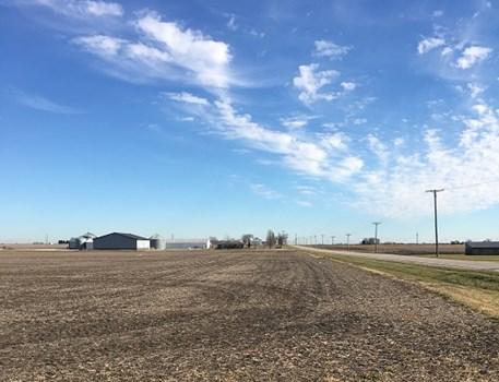 120 ACRE GRAND RIDGE FARM & BUILDINGS For more information contact: 1-815-741-2226 mgoodwin@bigfarms.com Goodwin & Associates Real Estate, LLC is an AGENT of the SELLERS.
