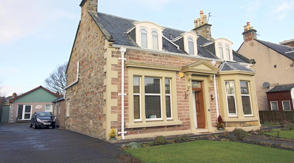 A substantial and excellently presented Victorian guest house and self-catering opportunity set within the thriving city of Inverness Easy-to-operate home and income lifestyle business, enjoying