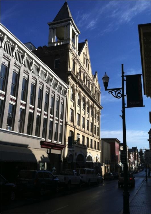 ELIGIBLE FOR HISTORIC TAX CREDITS The Masonic Building is a contributing structure within