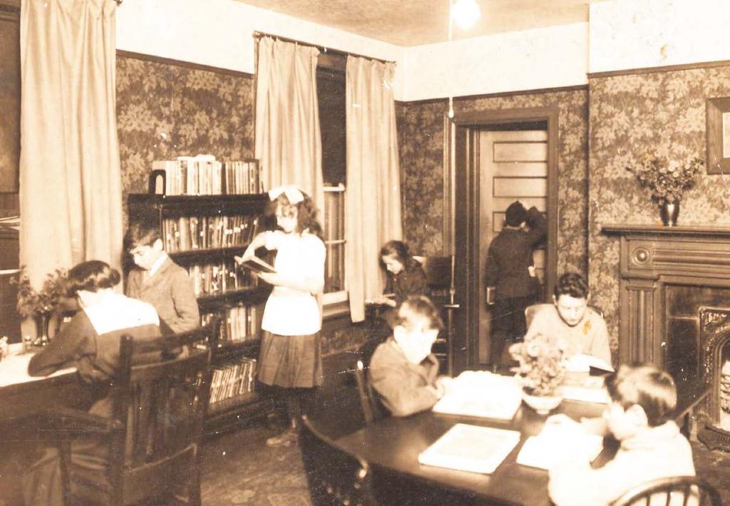 Library of University Settlement, circa 1911 City