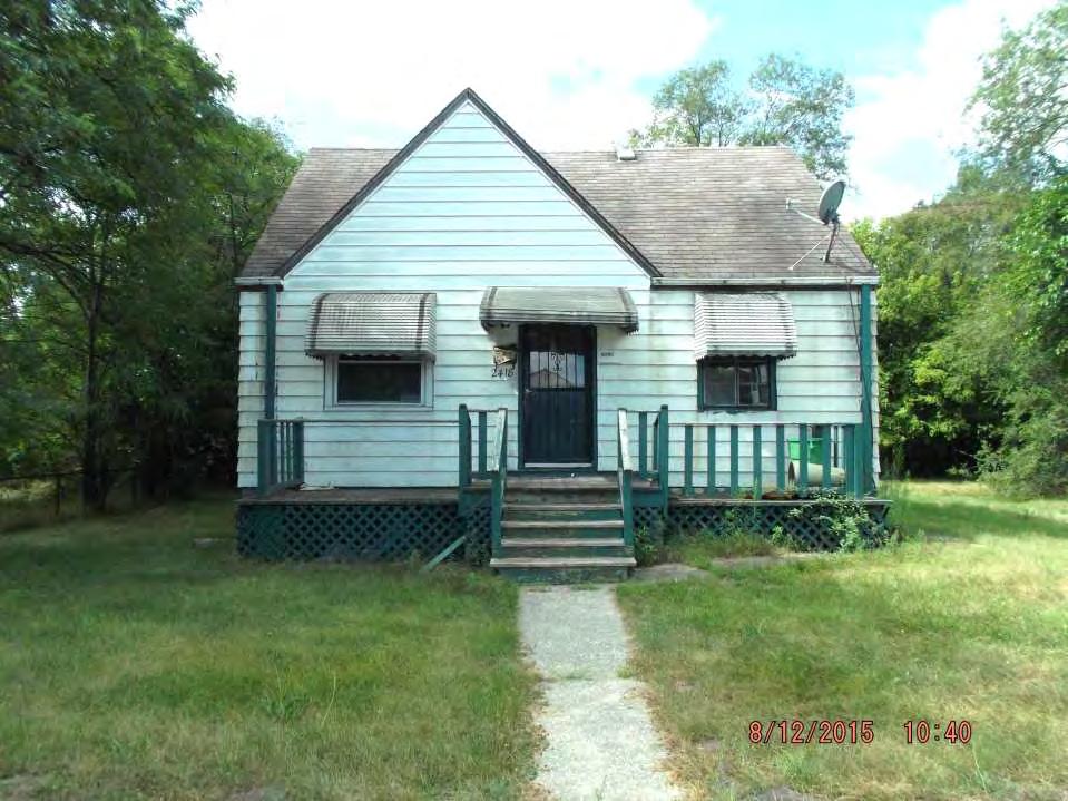 This Bank of America foreclosure in an African American neighborhood does not have a